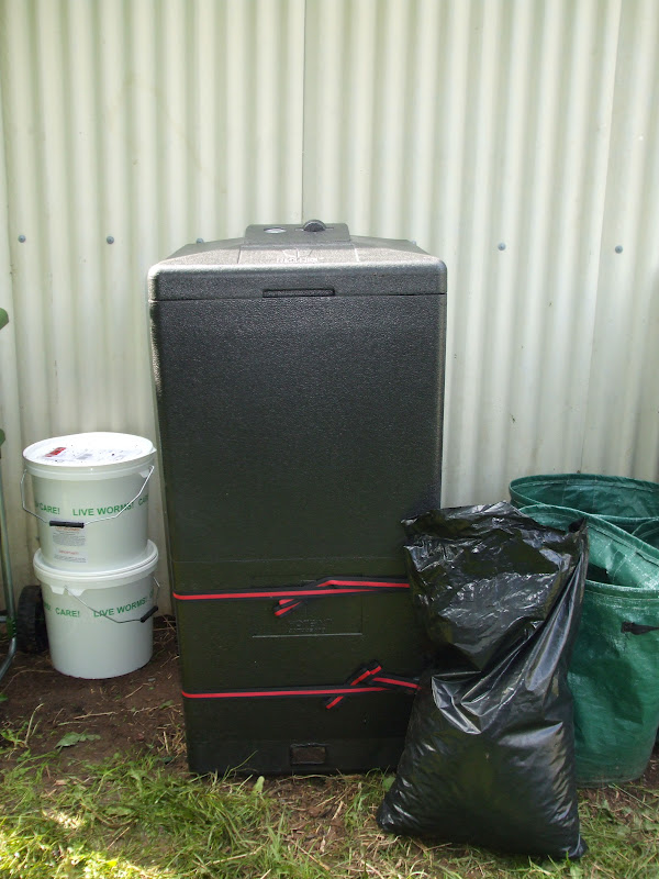 The Compost Bin HotBin trial Day 1 and 2