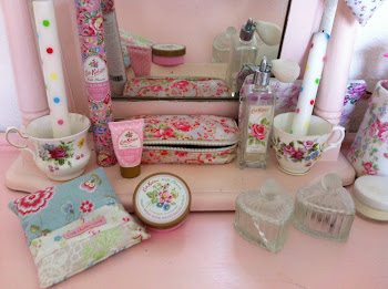 Dressing table