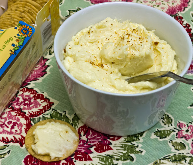 Cooking Weekends Extra Sharp Cheddar Spread