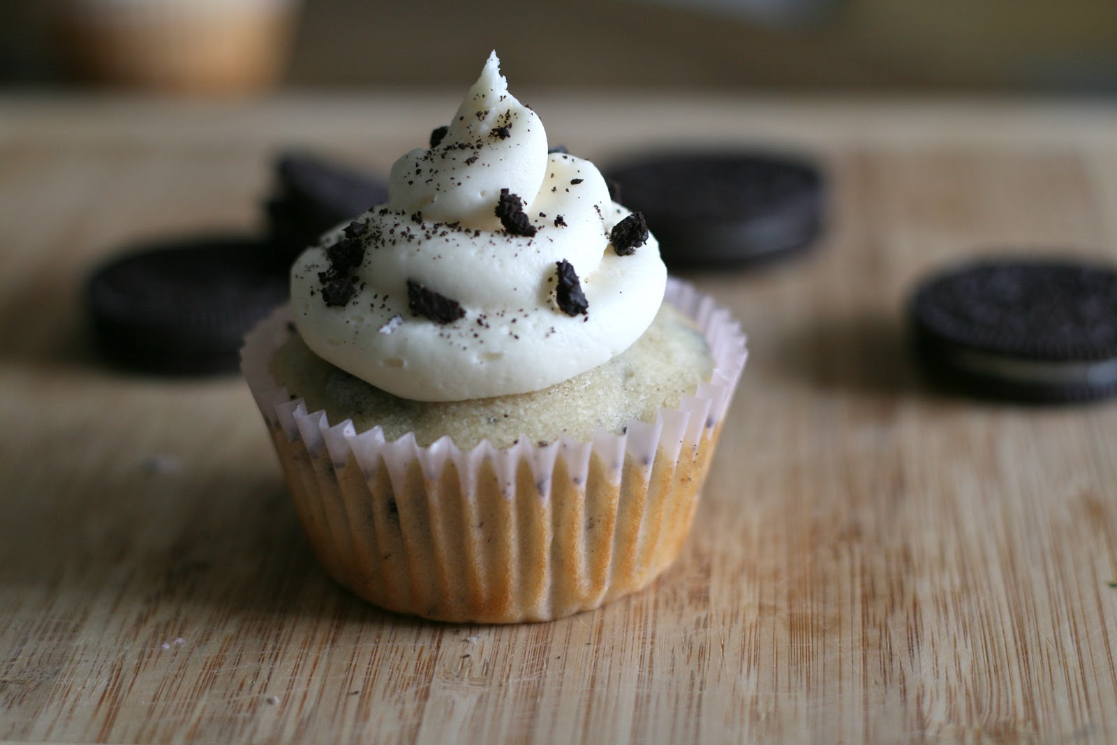 Bake a holic Oreo Cupcakes