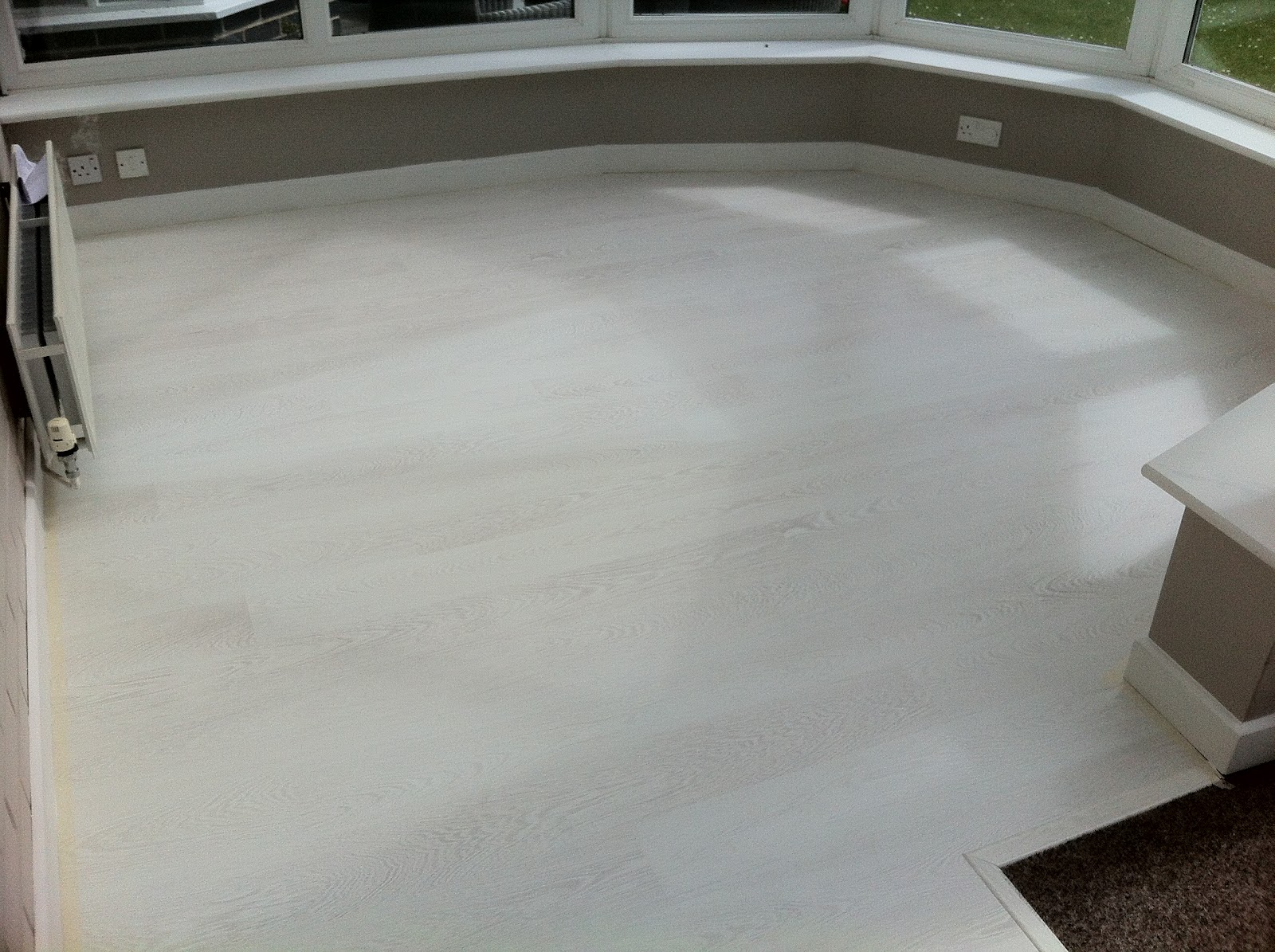 Maidment Properties Laminate flooring in conservatory