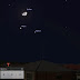 Bulan dan Planet Mars Bertemu di Langit Malam Ini