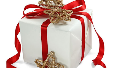 Romantic Christmas and New Year Gift Ideas 