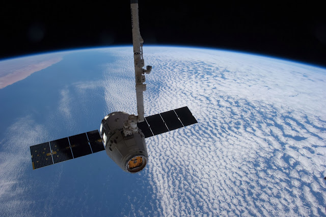 Dragon de SpaceX en la ISS