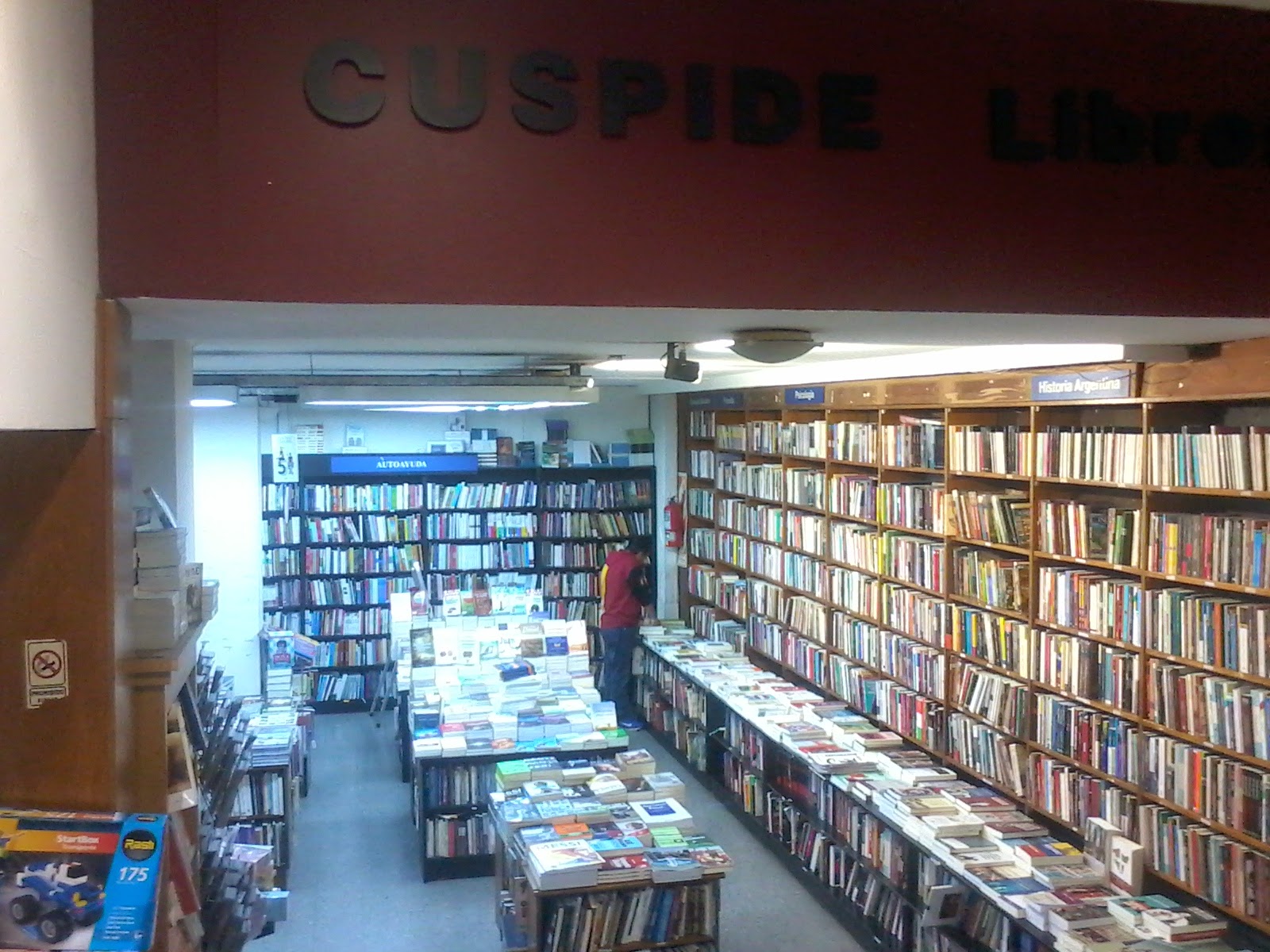 Libreria Cúspide