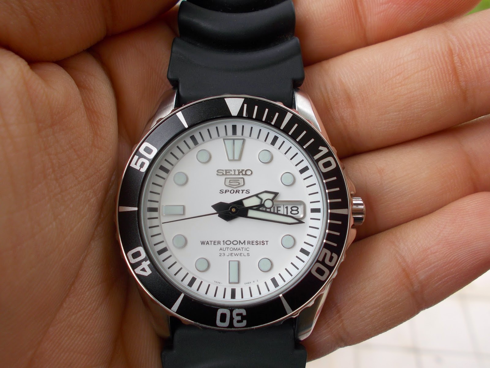 GALLERY JAM BOB SEIKO 5 Automatic Dive Watch SNZF11J1 (SOLD)