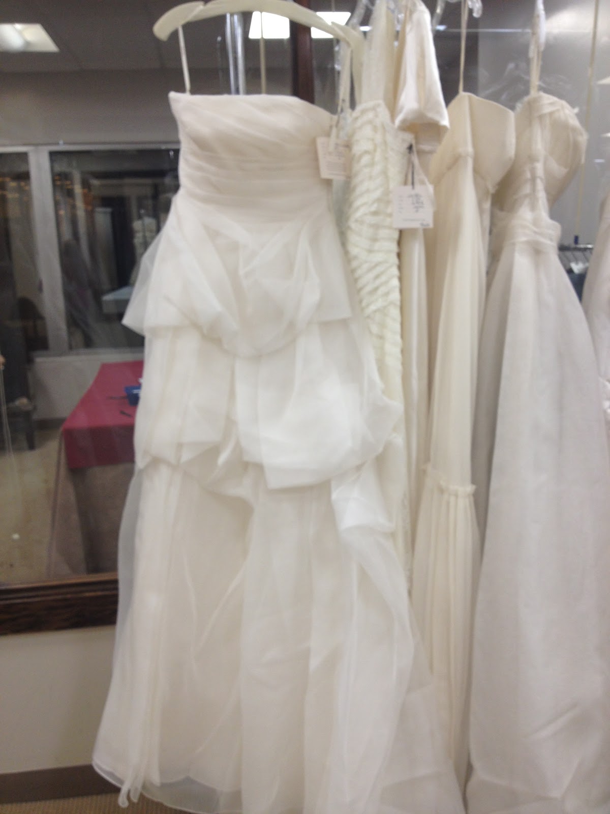 vera wang sample sale 2018