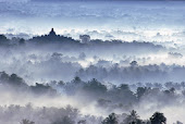 kabut borobudur