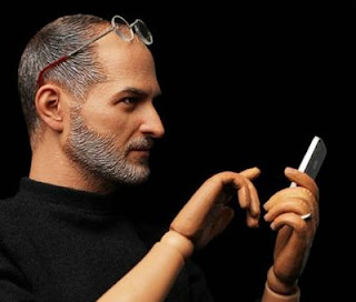 Boneco super-realista de Steve Jobs