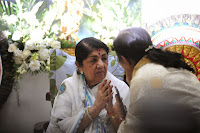 Lata Mangeshkar Receives First Sathkalaratna Puraskar