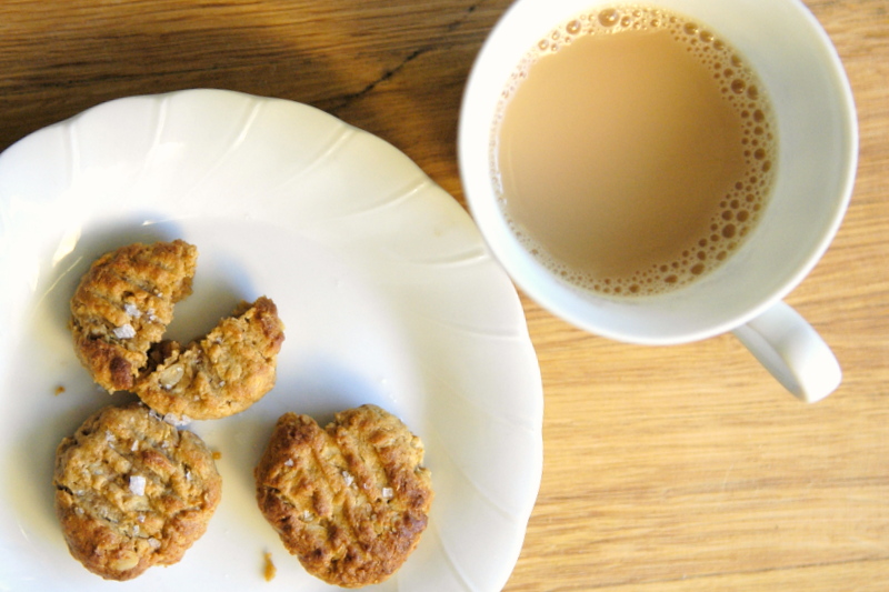 Easy Peasy Peanut Butter Cookies