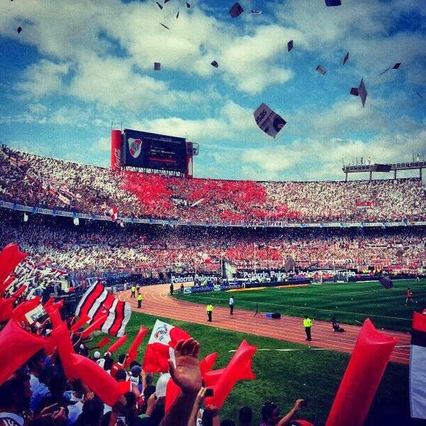 Mi vieja me dio la vida y River las ganas de vivirla