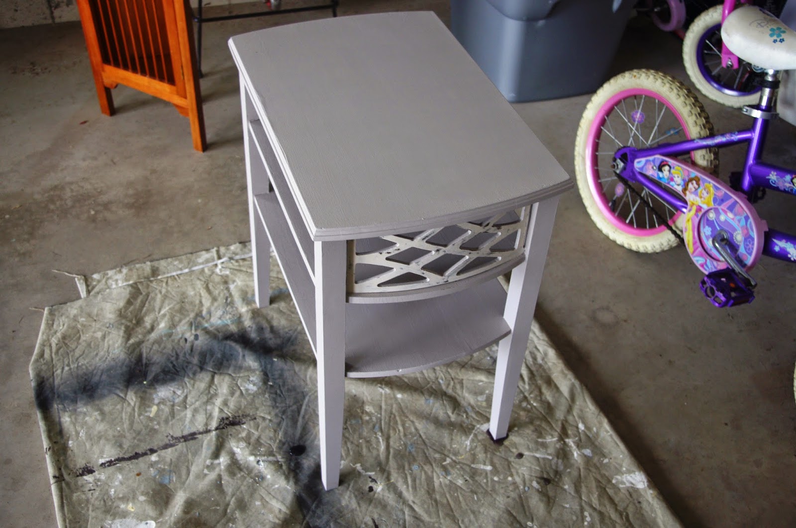 Giving New Life to an Old End Table Robin Kramer Writes