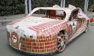 نقره لتكبير أو تصغير الصورة ونقرتين لعرض الصورة في صفحة مستقلة بحجمها الطبيعي