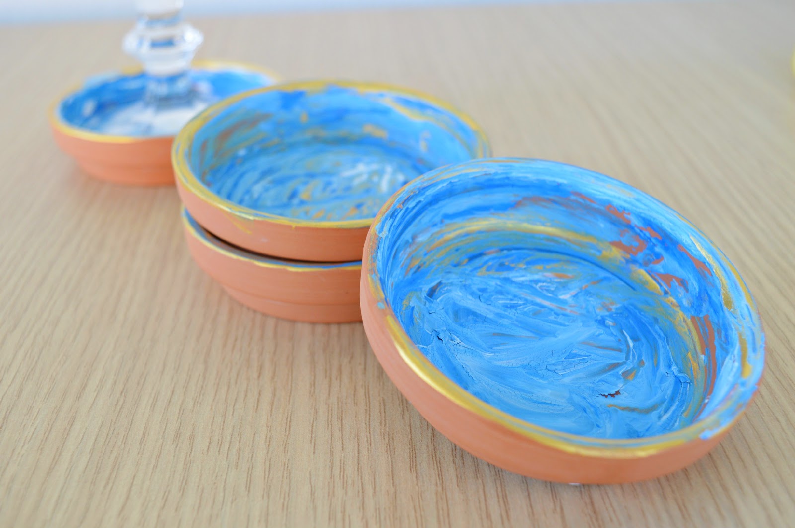 Painted terracotta coasters DIY! happy girly crafty