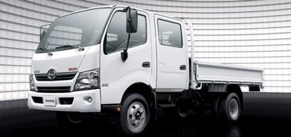 HINO CREW CAB