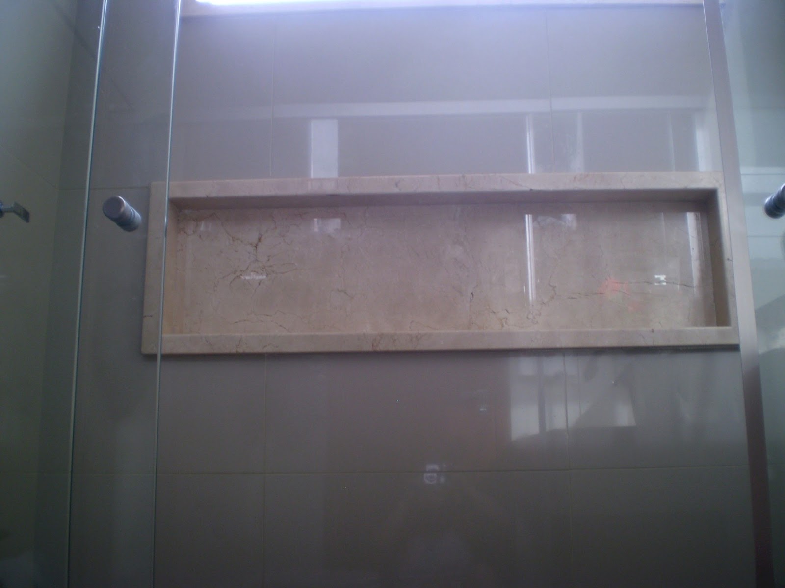 Casa da Áurea Utilização de pastilhas em banheiro!!! -> Nicho Embaixo Da Janela Banheiro Casa da Áurea Utilização de pastilhas em banheiro!!! -> Nicho Embaixo Da Janela Banheiro