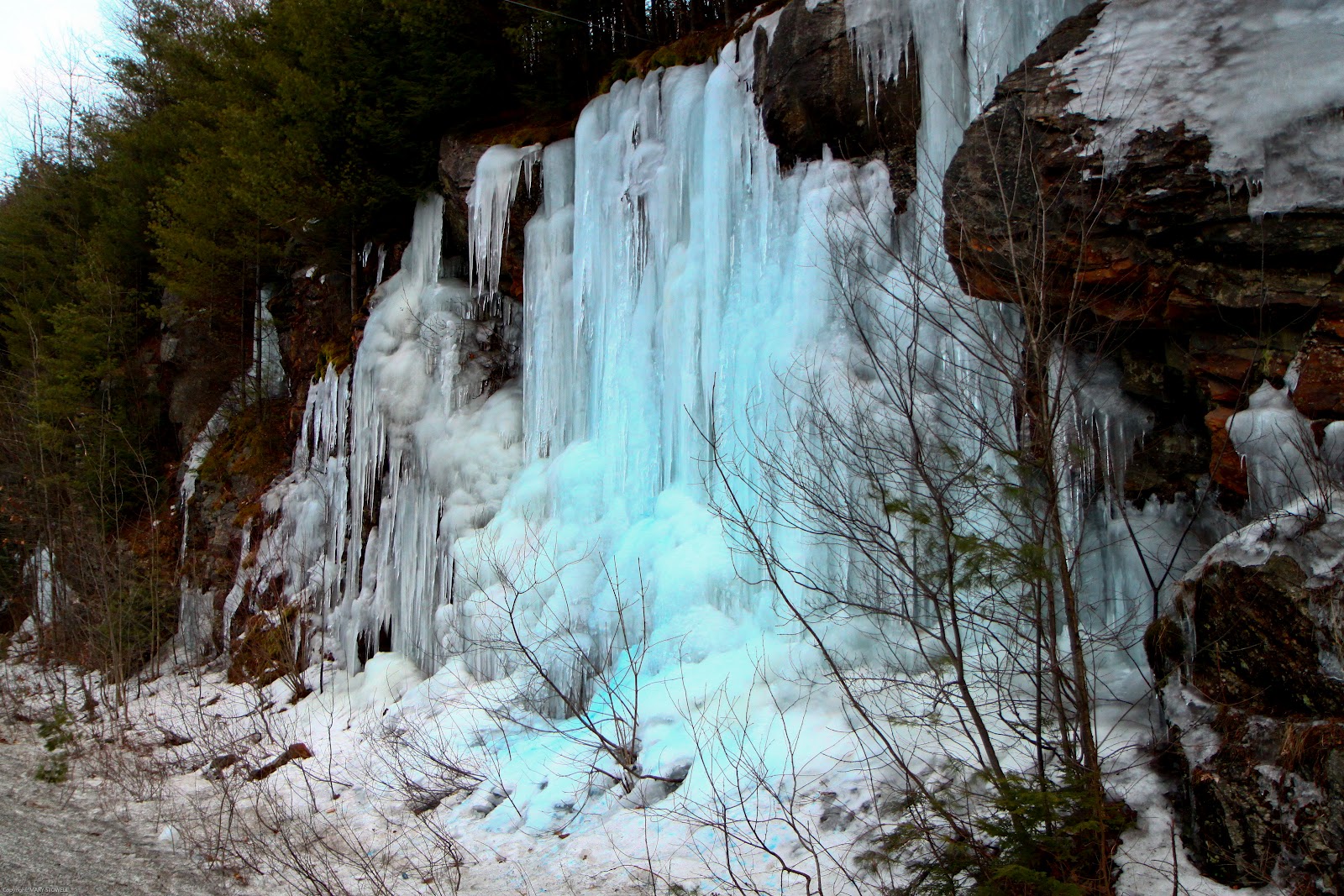 IMAGAMARY PHOTOGRAPHY Ice Fall