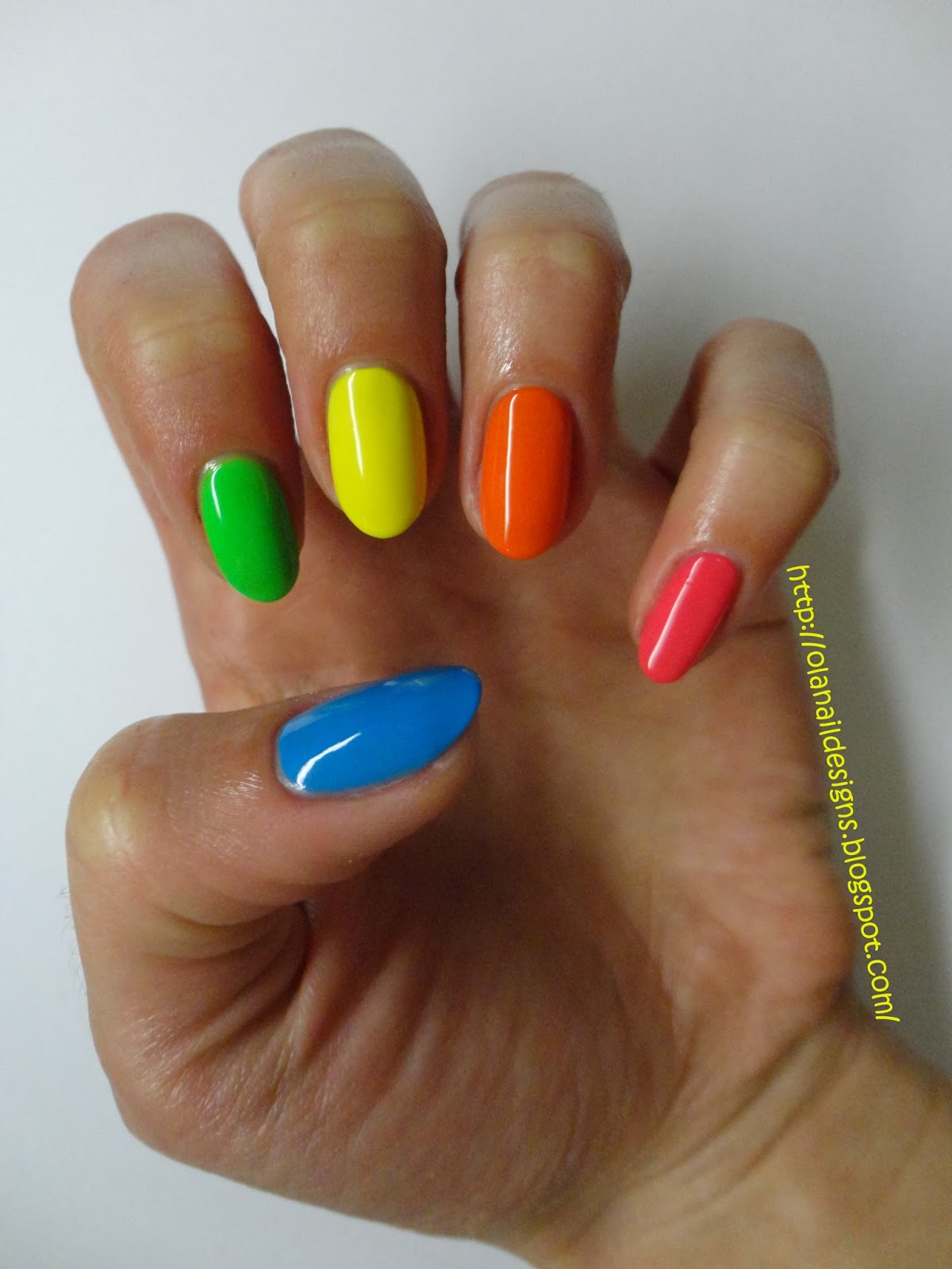 Ola nail designs neonki