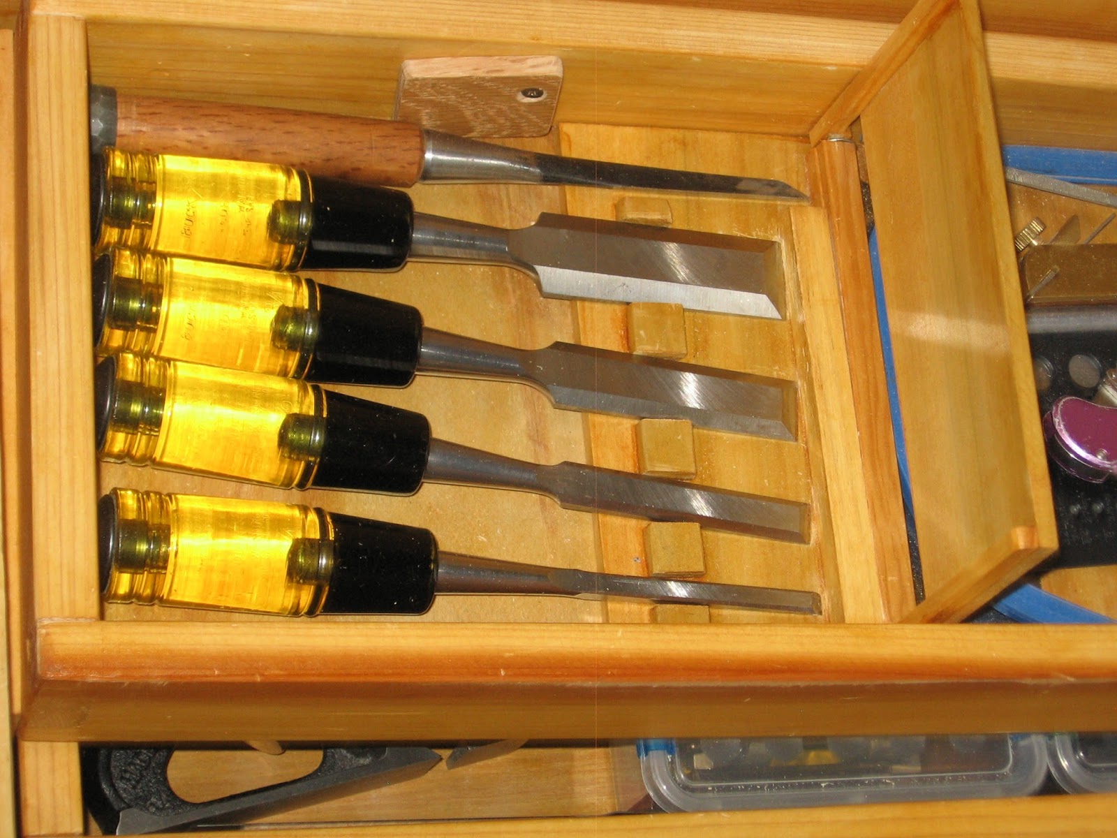 WOODY'S DIY FURNITURE Make a Marking Gauge in 15 Minutes