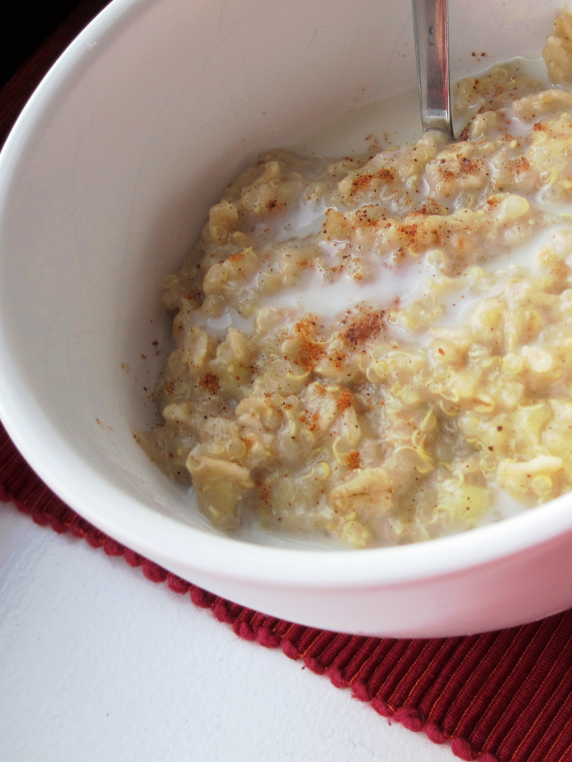 The Oatmeal Artist Banana OatQuinoa Porridge
