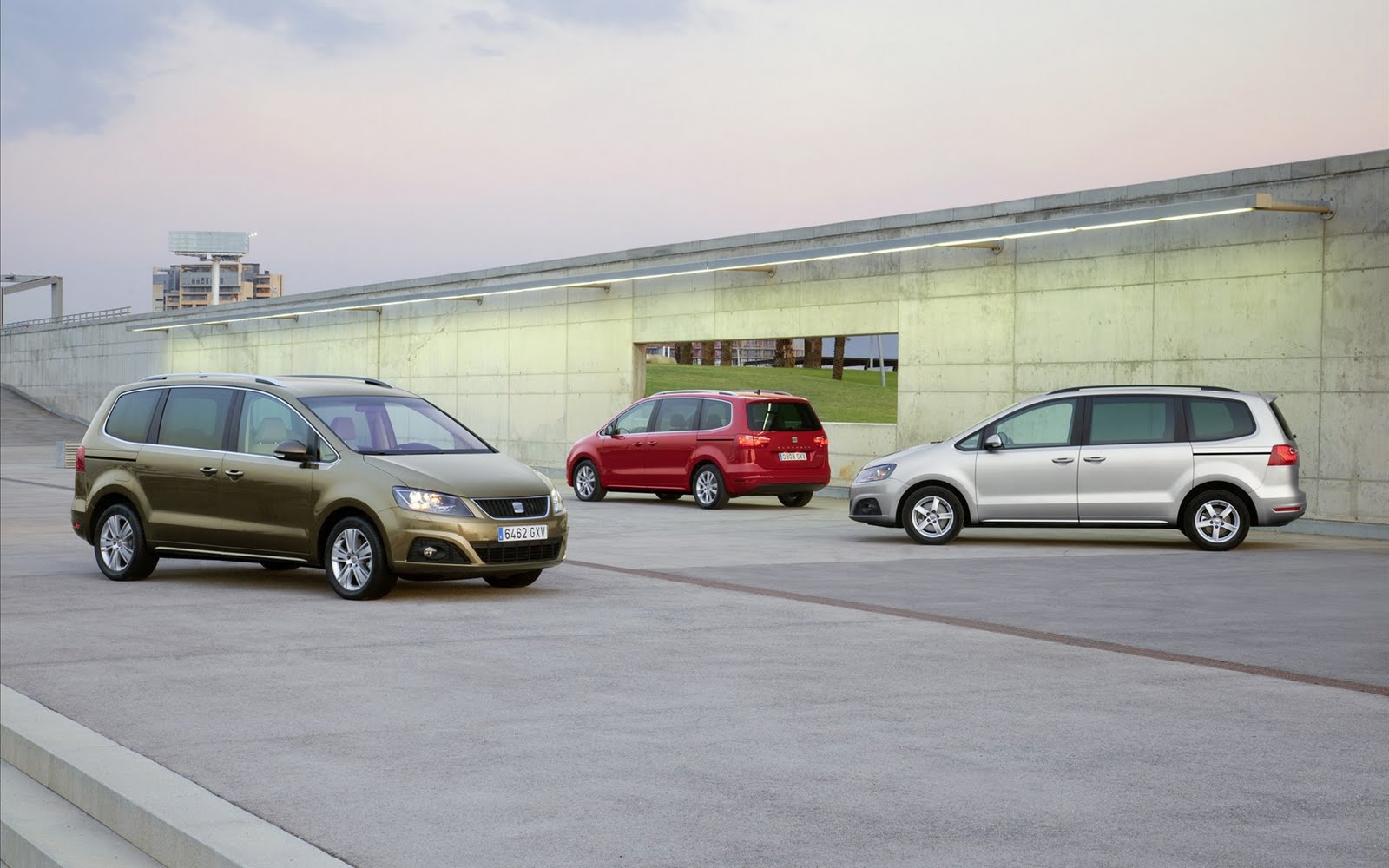 Seat Alhambra Car 2011 The Car Club