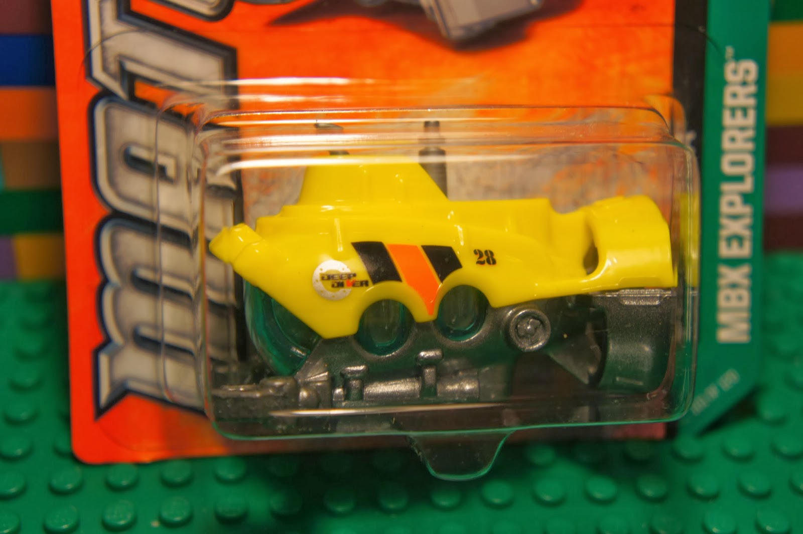 Matchbox Yellow DEEP DIVER Mini Submarine Diecast MBX Explorers Series