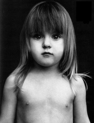 Frances Bean Cobain * 3 Anos