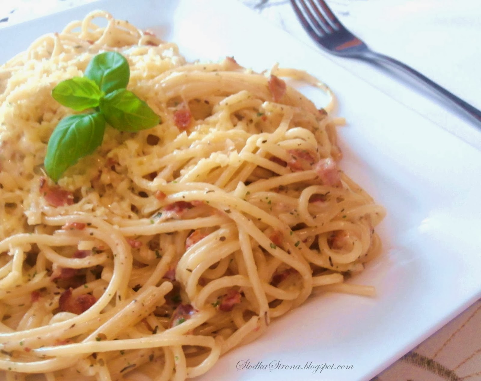 Spaghetti Carbonara - Przepis - Słodka Strona