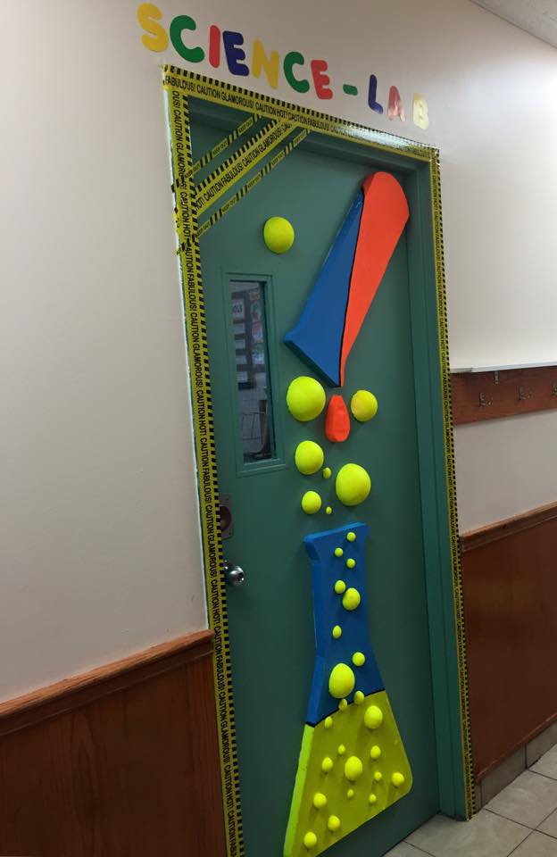 Shrem Arts تزين غرفة العلوم "المختبر" Shrem Arts تزين غرفة العلوم "المختبر"