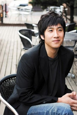 pemeran pasta Lee Sun Gyun Sebagai Choi Hyun Wook