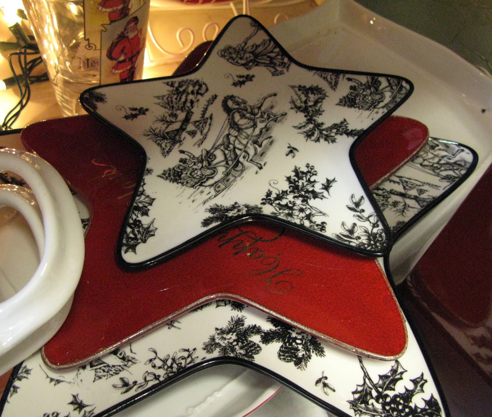 Farmhand Feed and Home Company Christmas Dishes Sale!