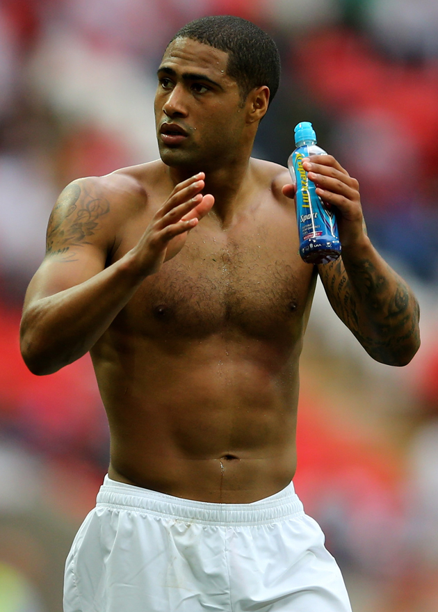 Glen Johnson Profile and Pics | FOOTBALL STARS WALLPAPERS