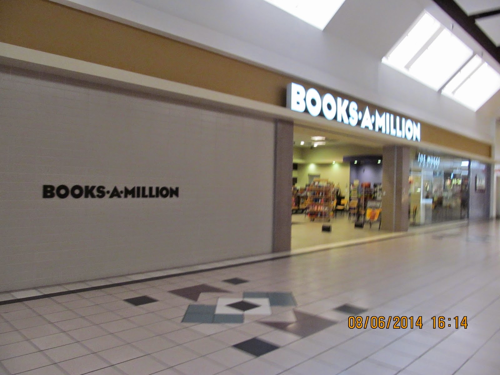 Trip to the Mall Green Tree Mall ( Clarksville, IN)