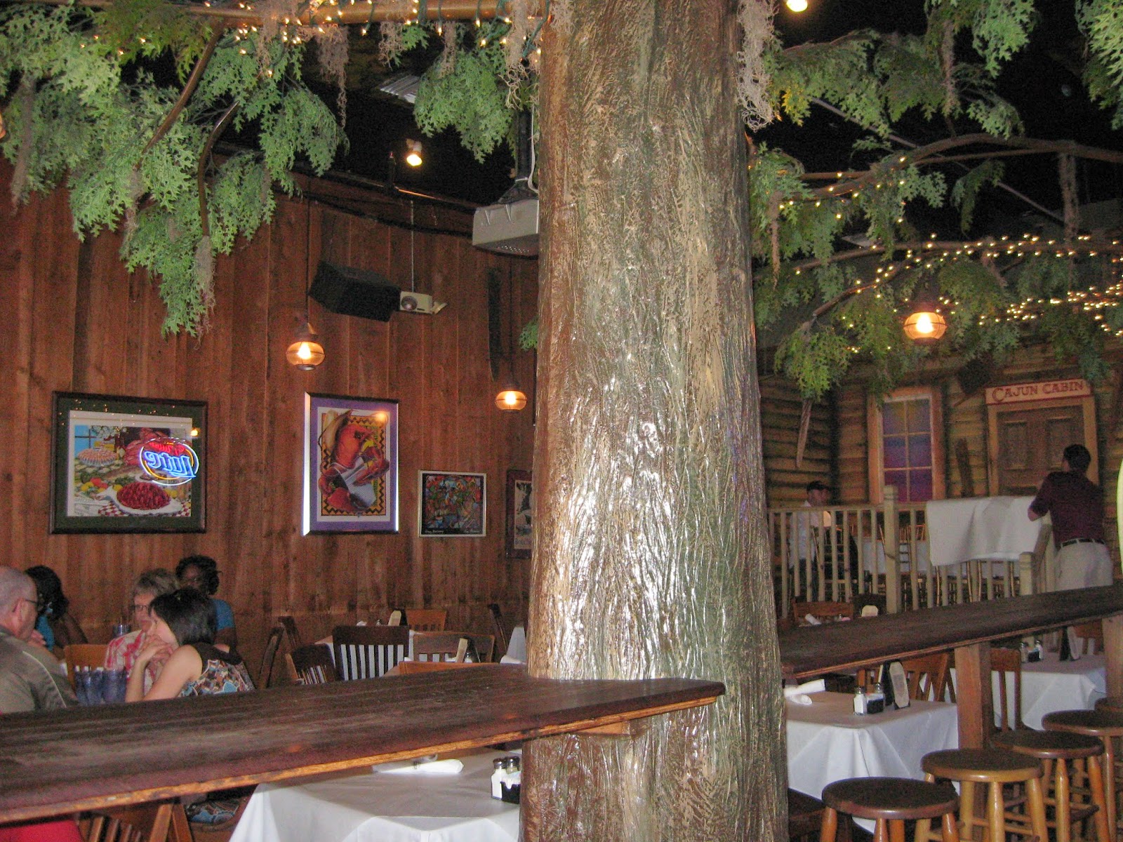 Watch Me Eat Cajun Cabin In New Orleans