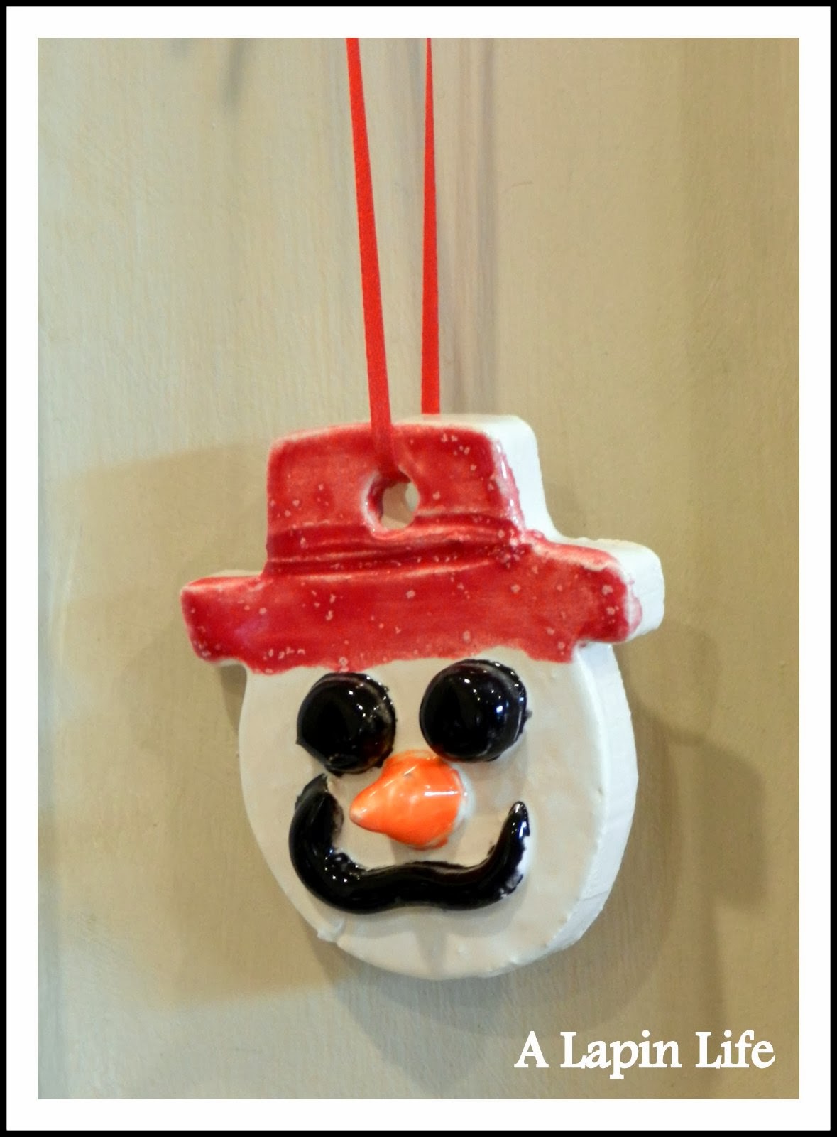 A Lapin Life Decorate Mirrors with Chalk Pens