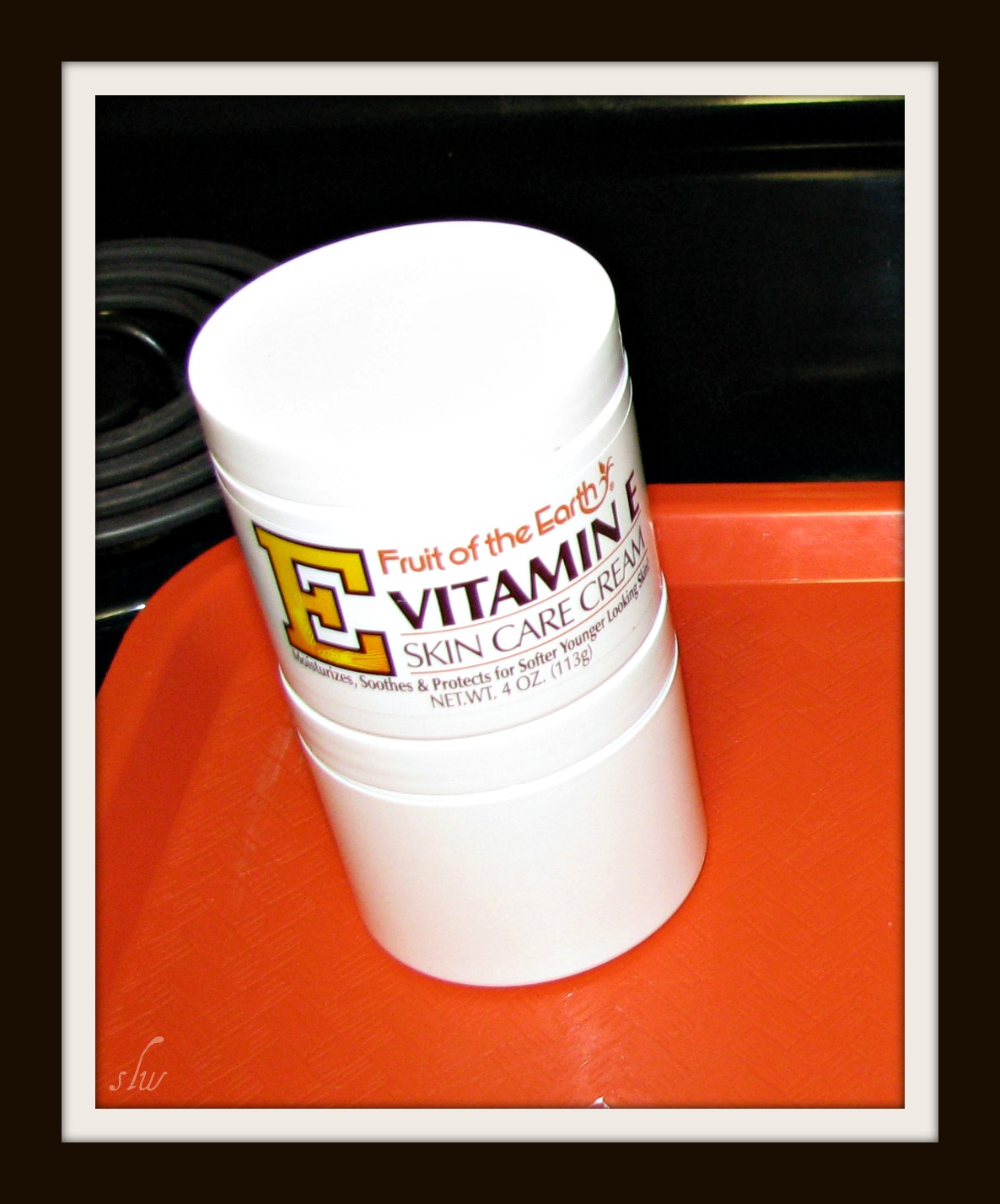 Creams and ointments RandomThoughtsfromTN: Homemade Foot (Or Extra-Dry Skin) Cream