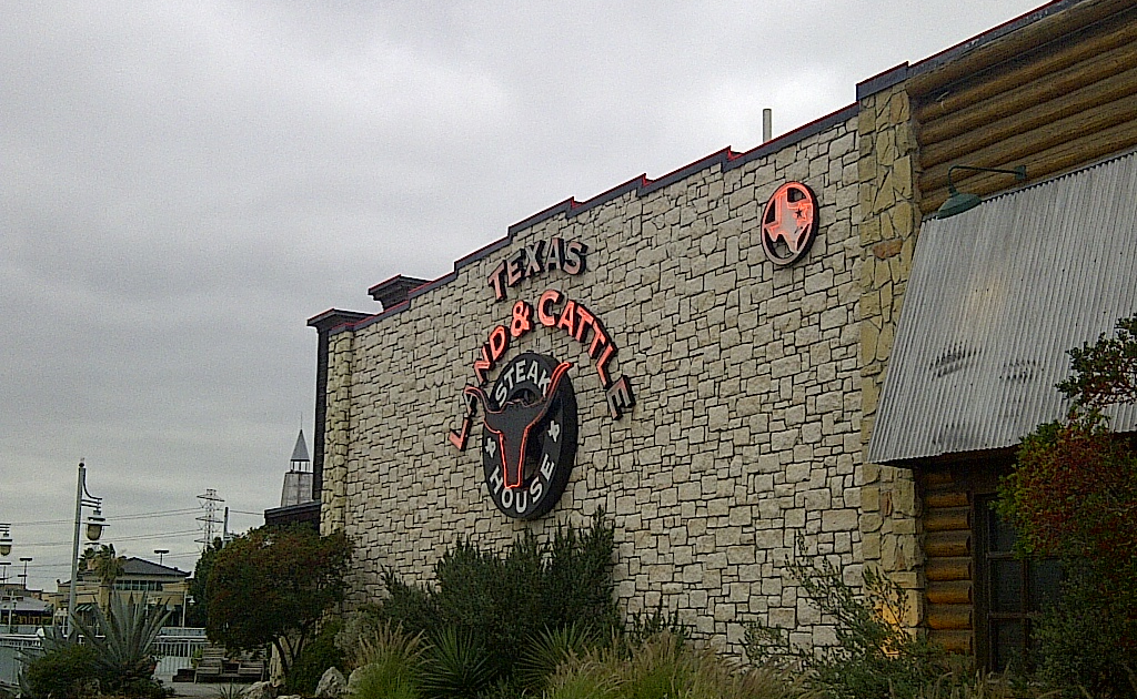 Review Texas Land & Cattle Steakhouse