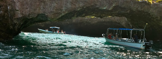 'la playa escondida'' ,una de las playas más sorprendentes del mundo cuevas del la playa escondida de México