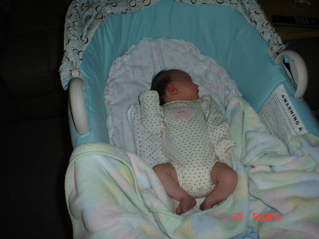 baby planet bassinet