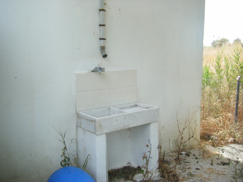 Saída de água, mas degradada