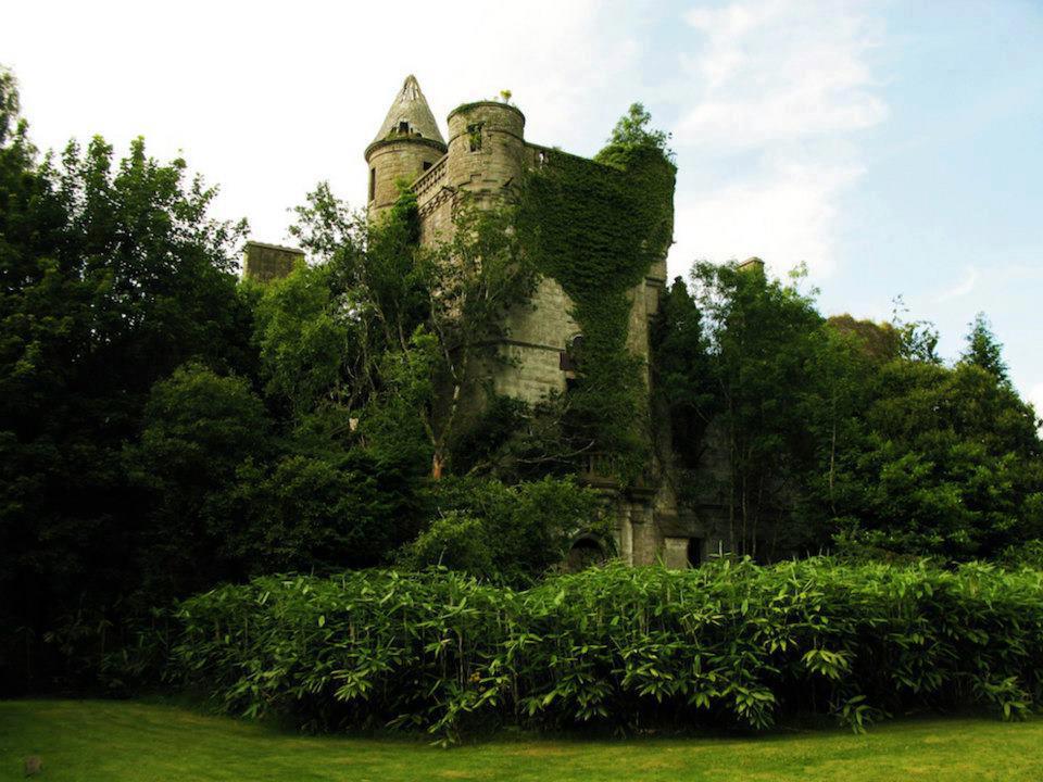 Buchanan Castle, Stirlingshire, Scotland Must See how To?