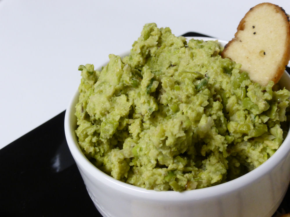 Holy Cannoli Recipes Green Pea and Garbanzo Bean Dip