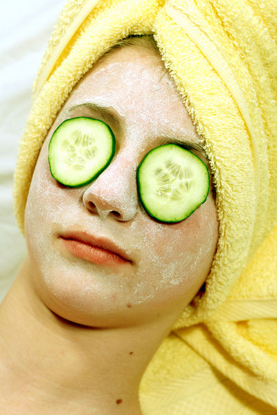 Shahnaz Beauty Service: Facials