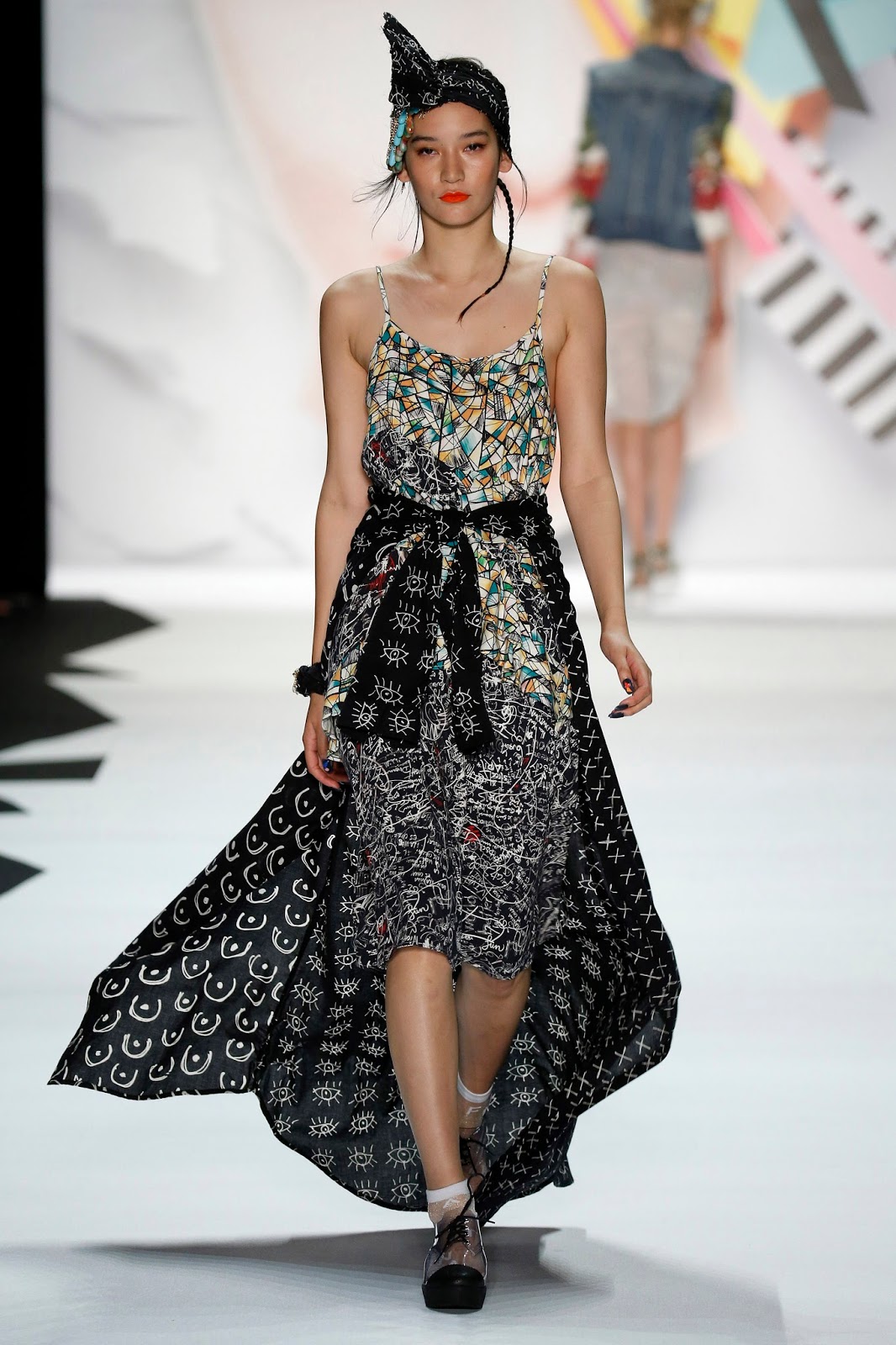 Desigual Spring/Summer 2016 Runway Show Fashion of Philly