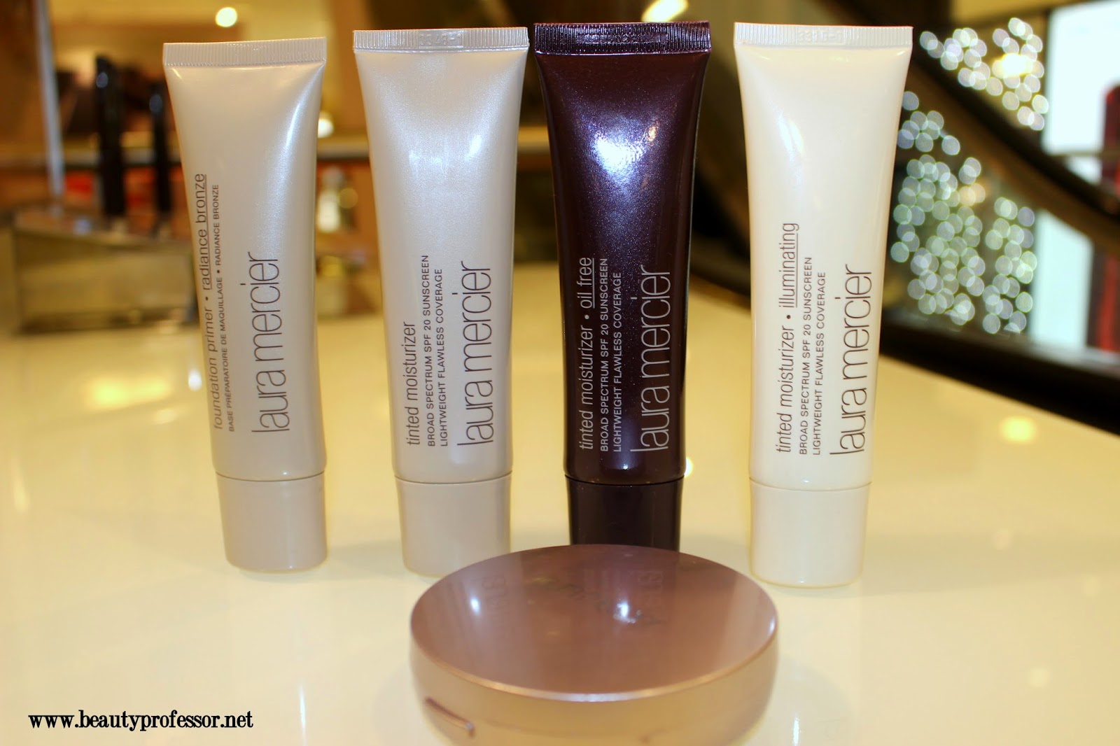 Laura Mercier Smooth Finish Flawless FluideSwatches, Review and