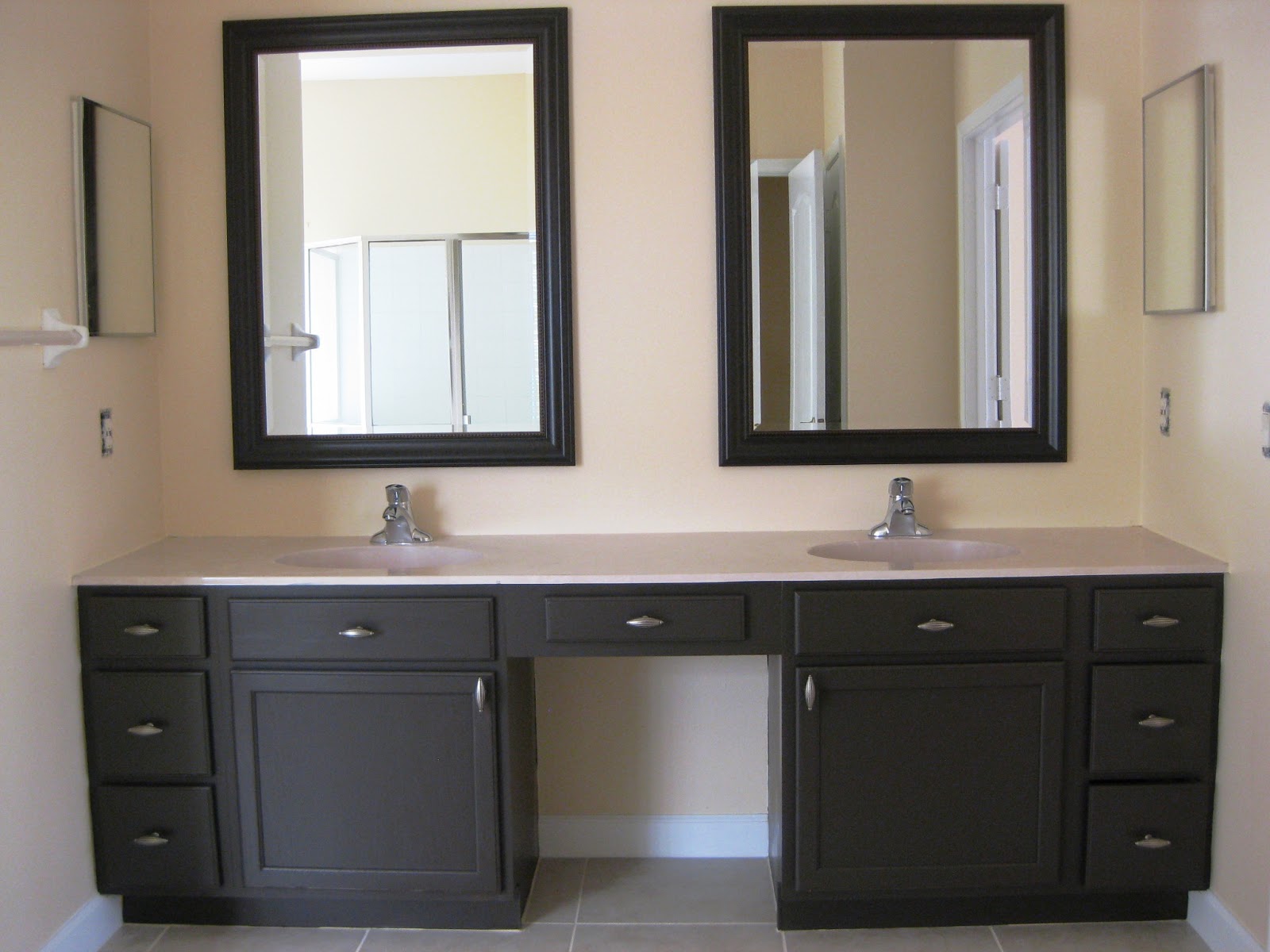 Array of color inc April 2013