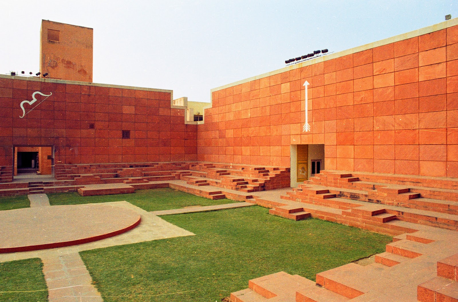 Hidden Architecture Jawahar Kala Kendra