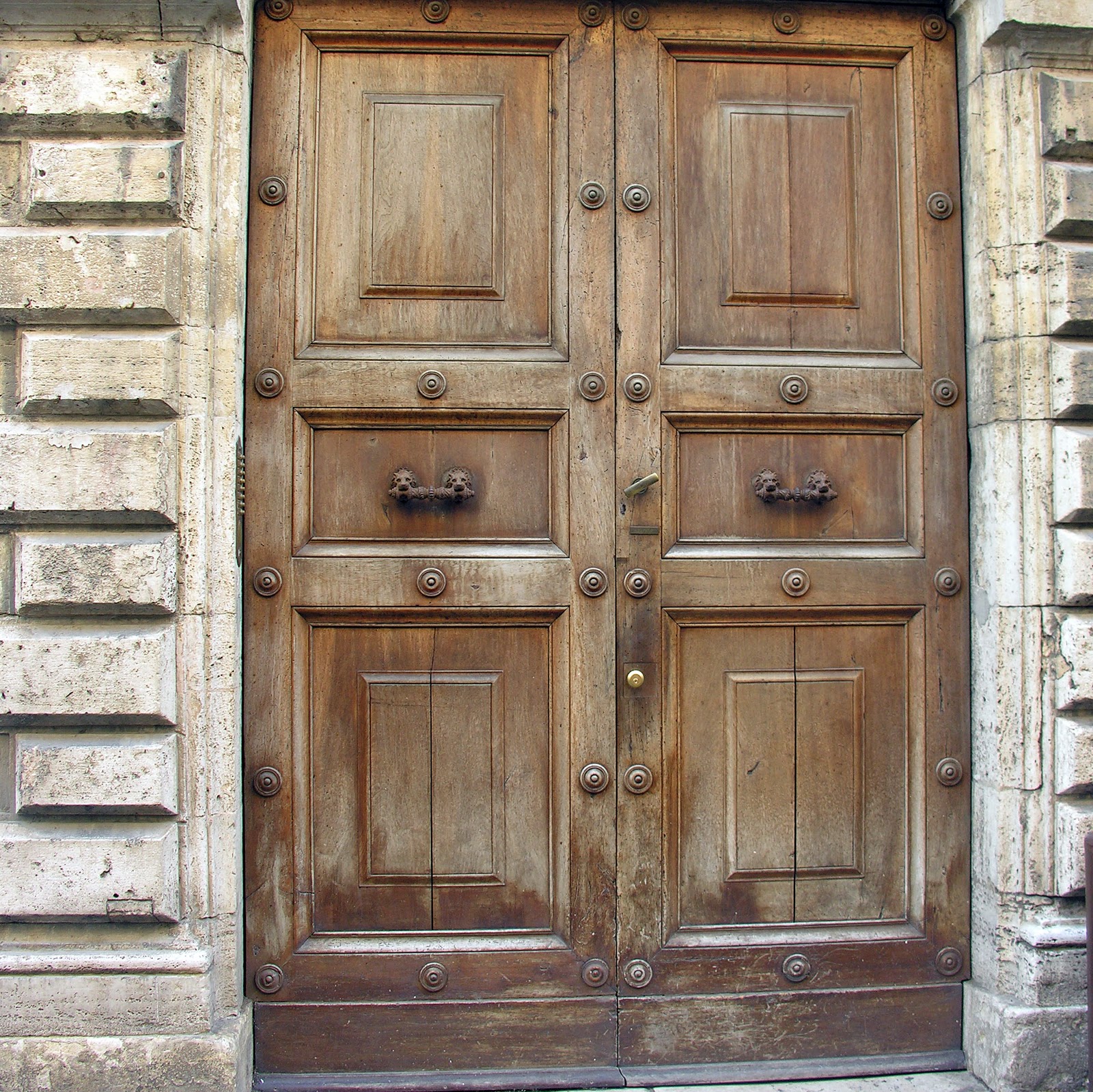 Italian Doors: Works of Art made in Italy Italian Interiors