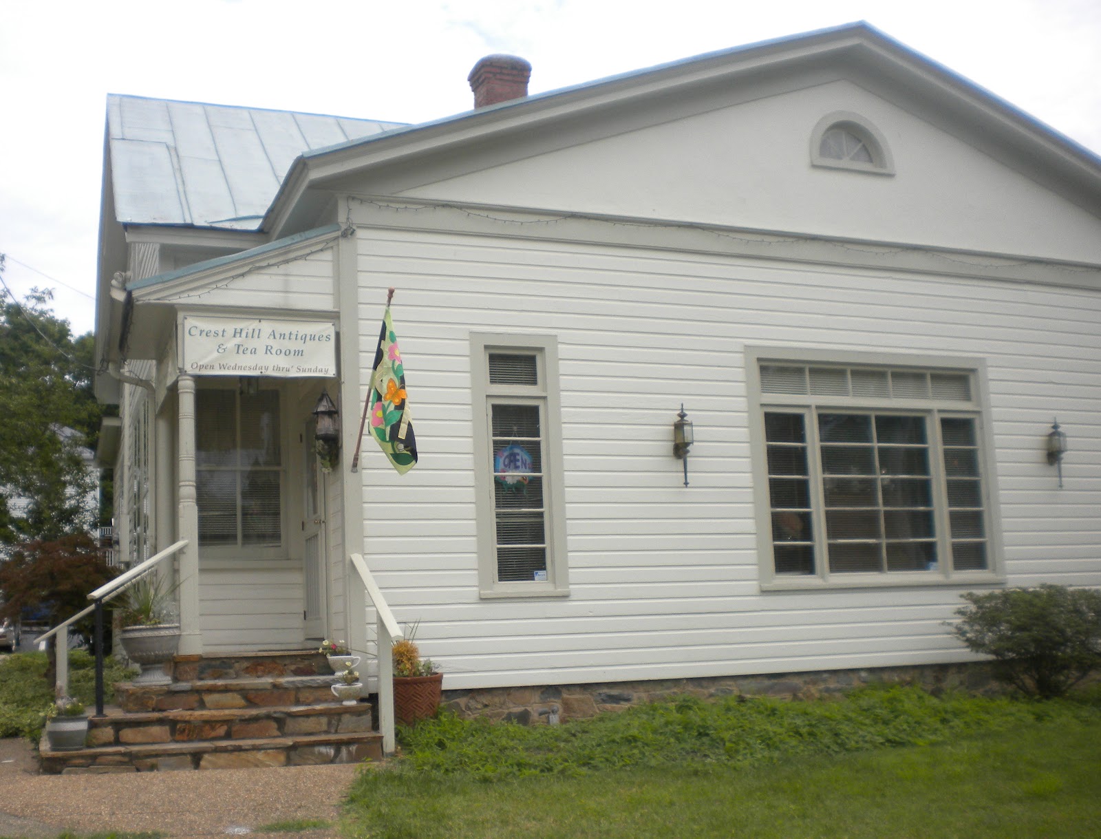 Darjeeling Darlings Crest Hill Antiques and Tea Room